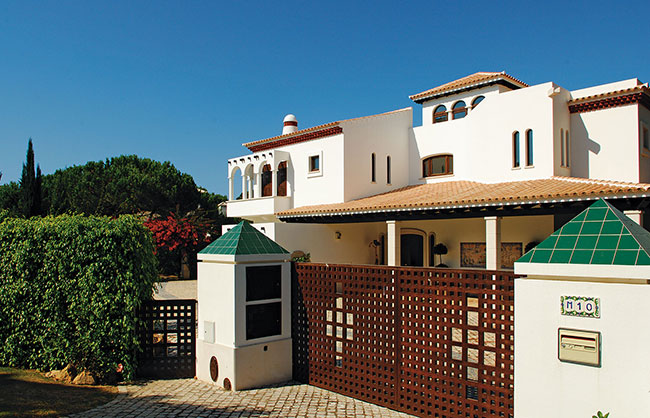 Villa M10